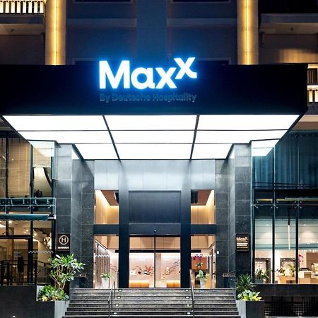 Maxx Phnom Penh Downtown By H World Hotel Exterior photo