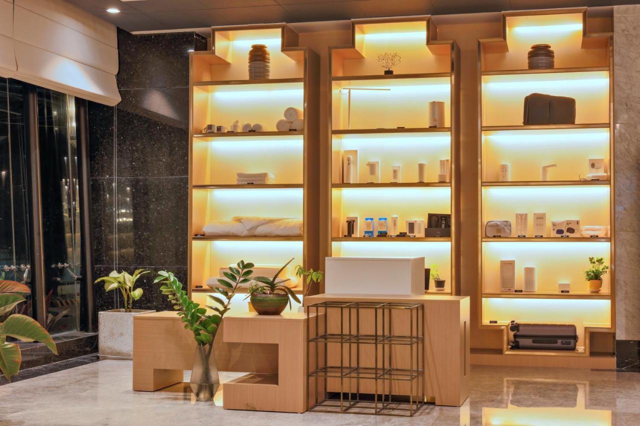 Maxx Phnom Penh Downtown By H World Hotel Exterior photo