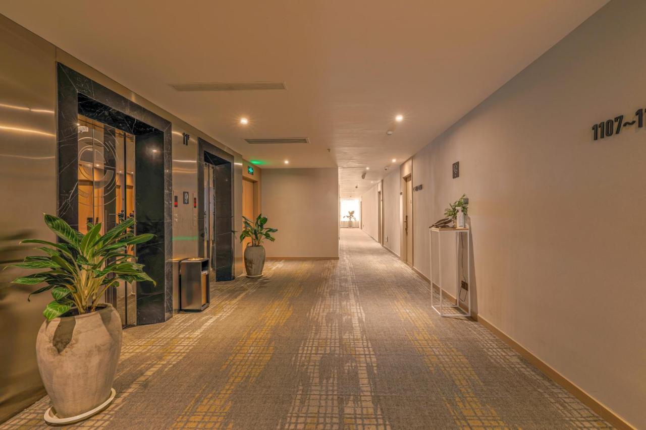 Maxx Phnom Penh Downtown By H World Hotel Exterior photo
