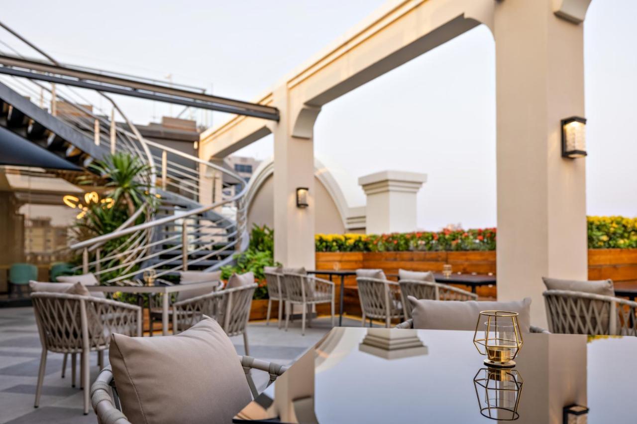 Maxx Phnom Penh Downtown By H World Hotel Exterior photo