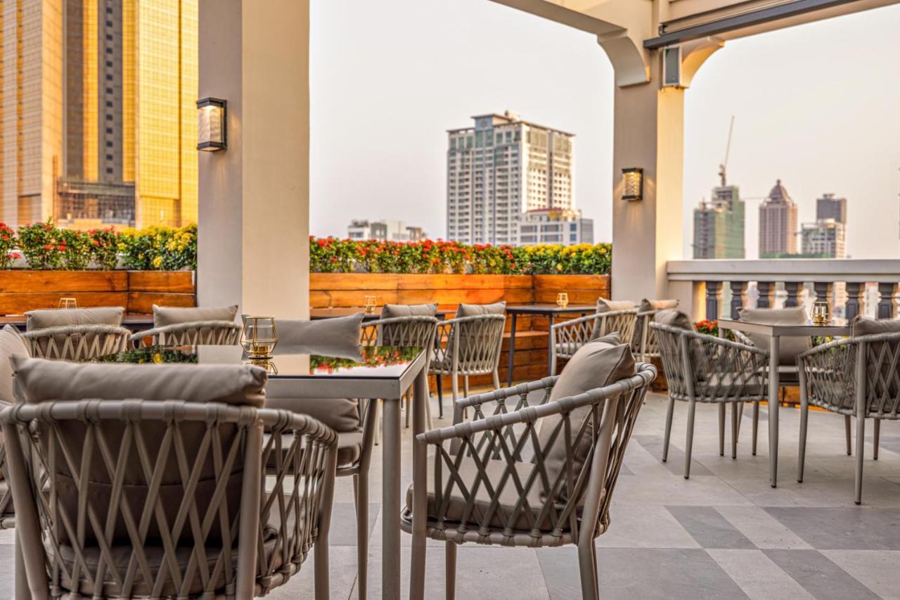 Maxx Phnom Penh Downtown By H World Hotel Exterior photo