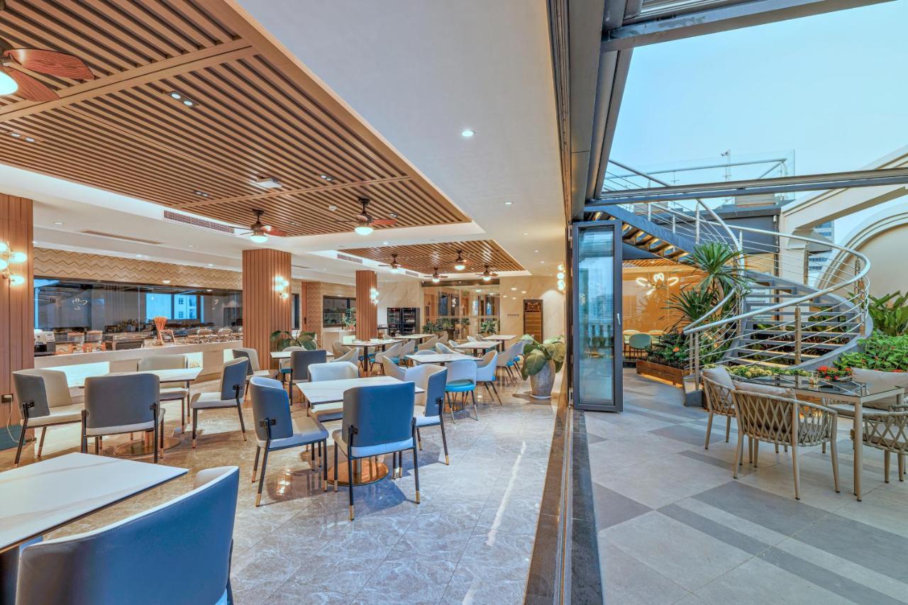 Maxx Phnom Penh Downtown By H World Hotel Exterior photo
