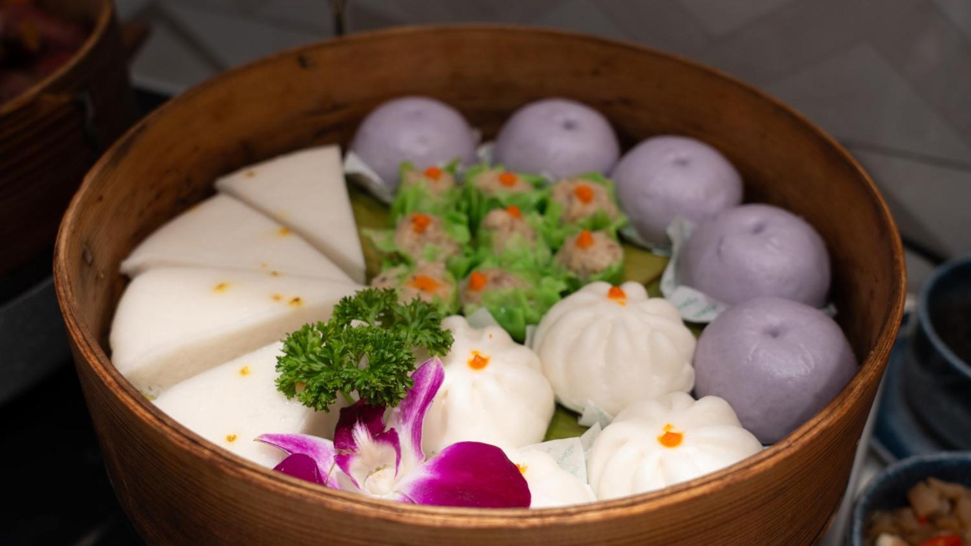 Maxx Phnom Penh Downtown By H World Hotel Exterior photo