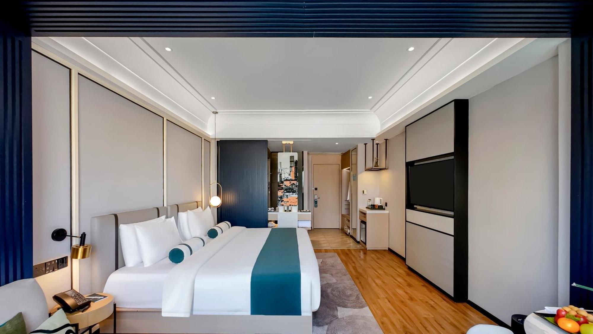Maxx Phnom Penh Downtown By H World Hotel Exterior photo
